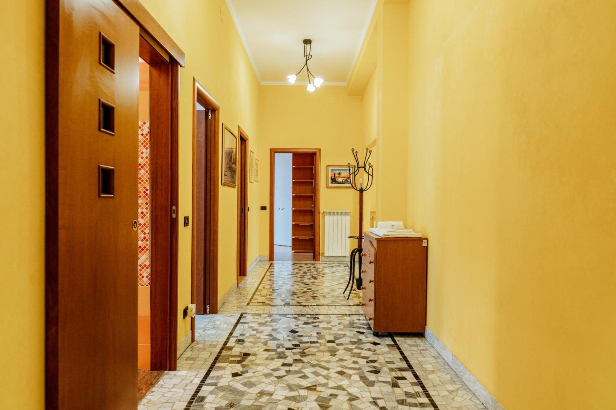 Luxe Apartment Near Milano, Rho Fiera E Mxp Busto Arsizio Eksteriør billede