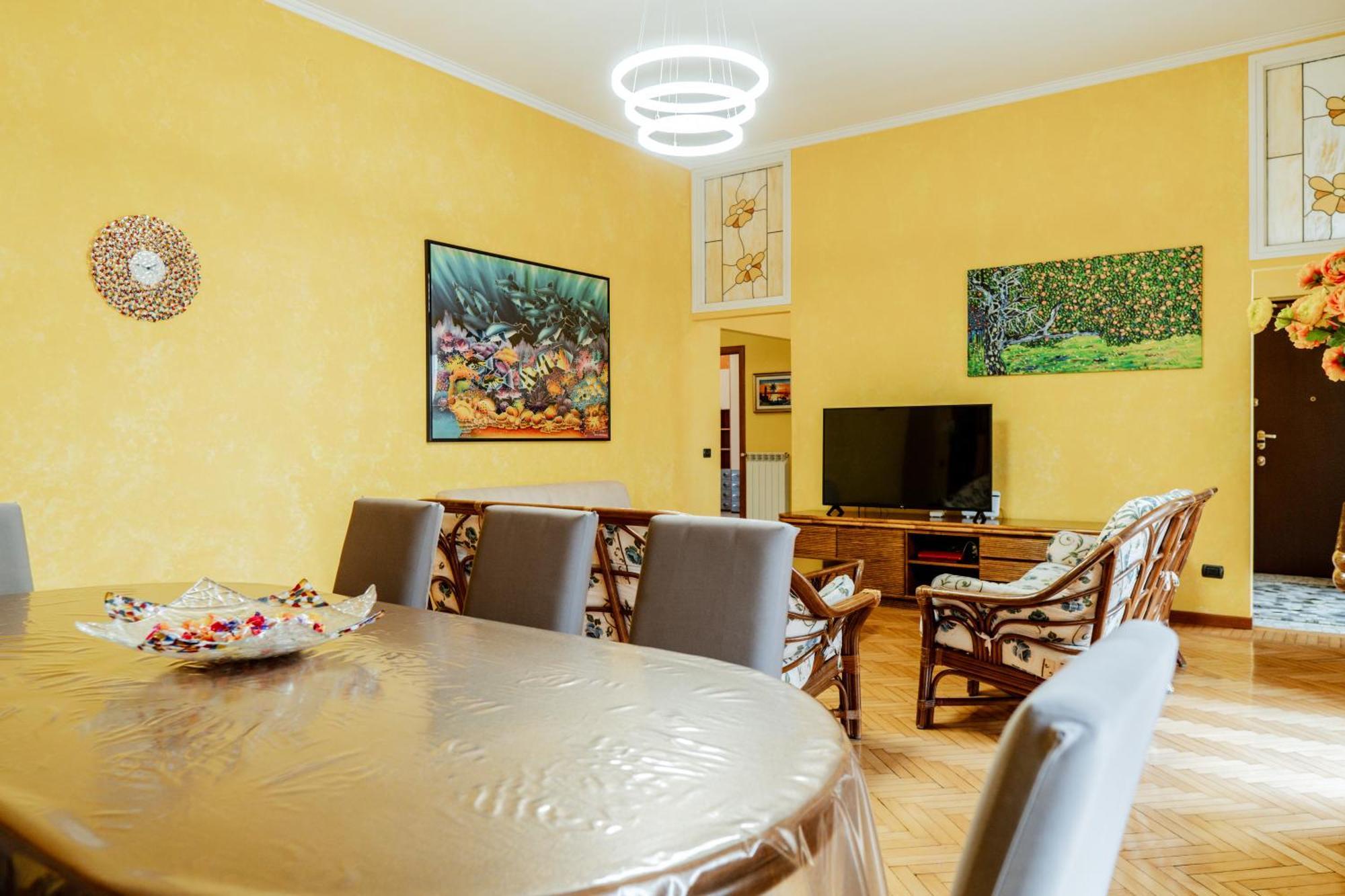 Luxe Apartment Near Milano, Rho Fiera E Mxp Busto Arsizio Eksteriør billede