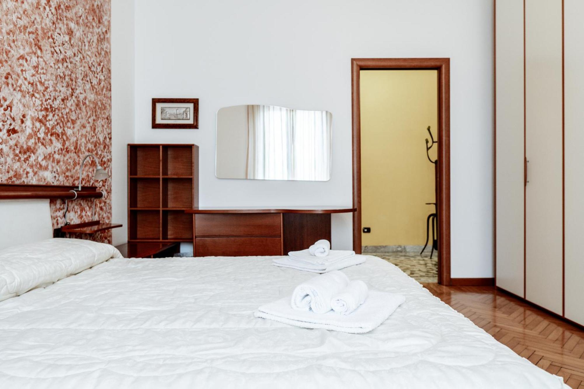 Luxe Apartment Near Milano, Rho Fiera E Mxp Busto Arsizio Eksteriør billede